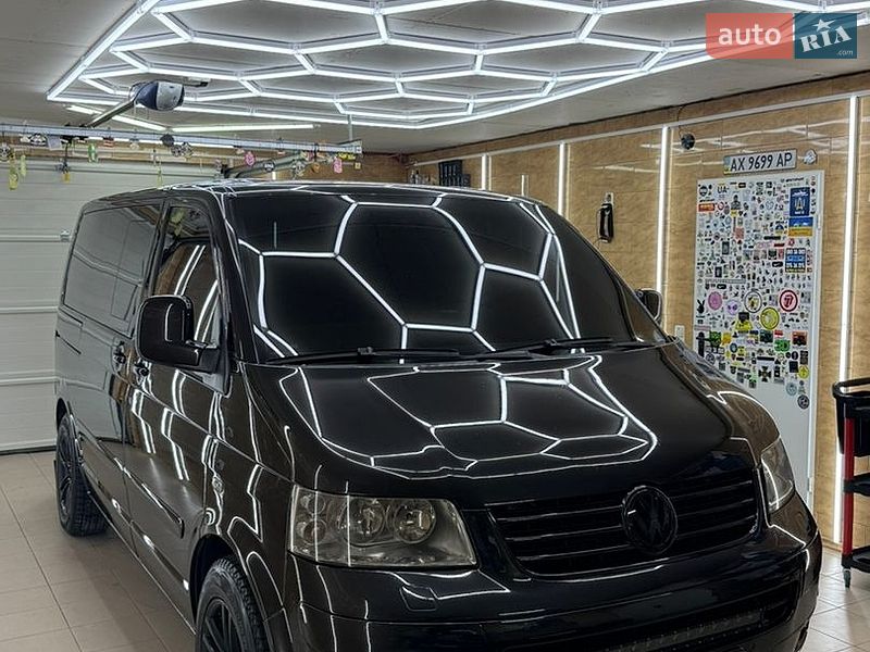 Мінівен Volkswagen Multivan 2005 в Мерефа