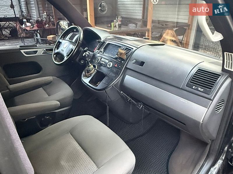 Мінівен Volkswagen Multivan 2005 в Мерефа
