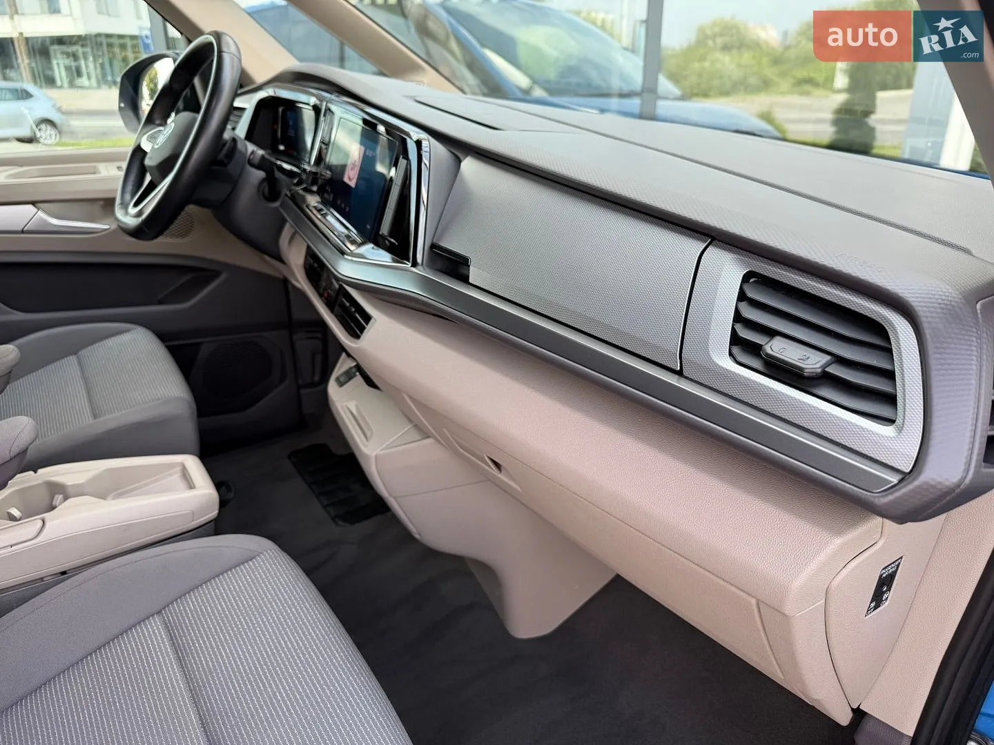 2022 Volkswagen Multivan - мініатюра 44