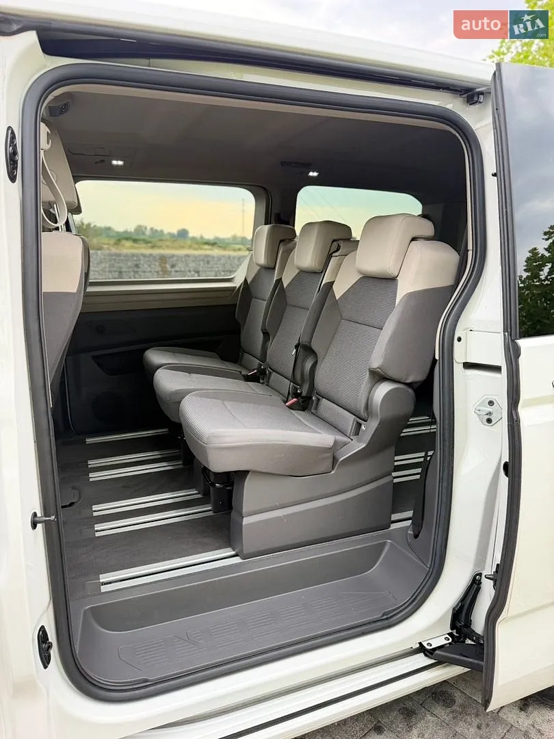2022 Volkswagen Multivan - мініатюра 13