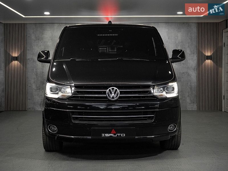 Минивэн Volkswagen Multivan 2011 в Одессе