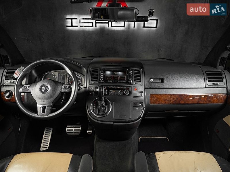 Минивэн Volkswagen Multivan 2011 в Одессе
