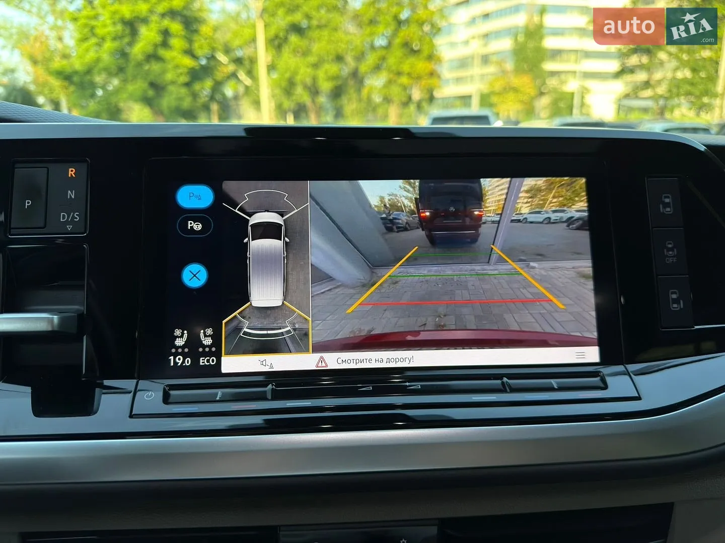 2021 Volkswagen Multivan - мініатюра 3