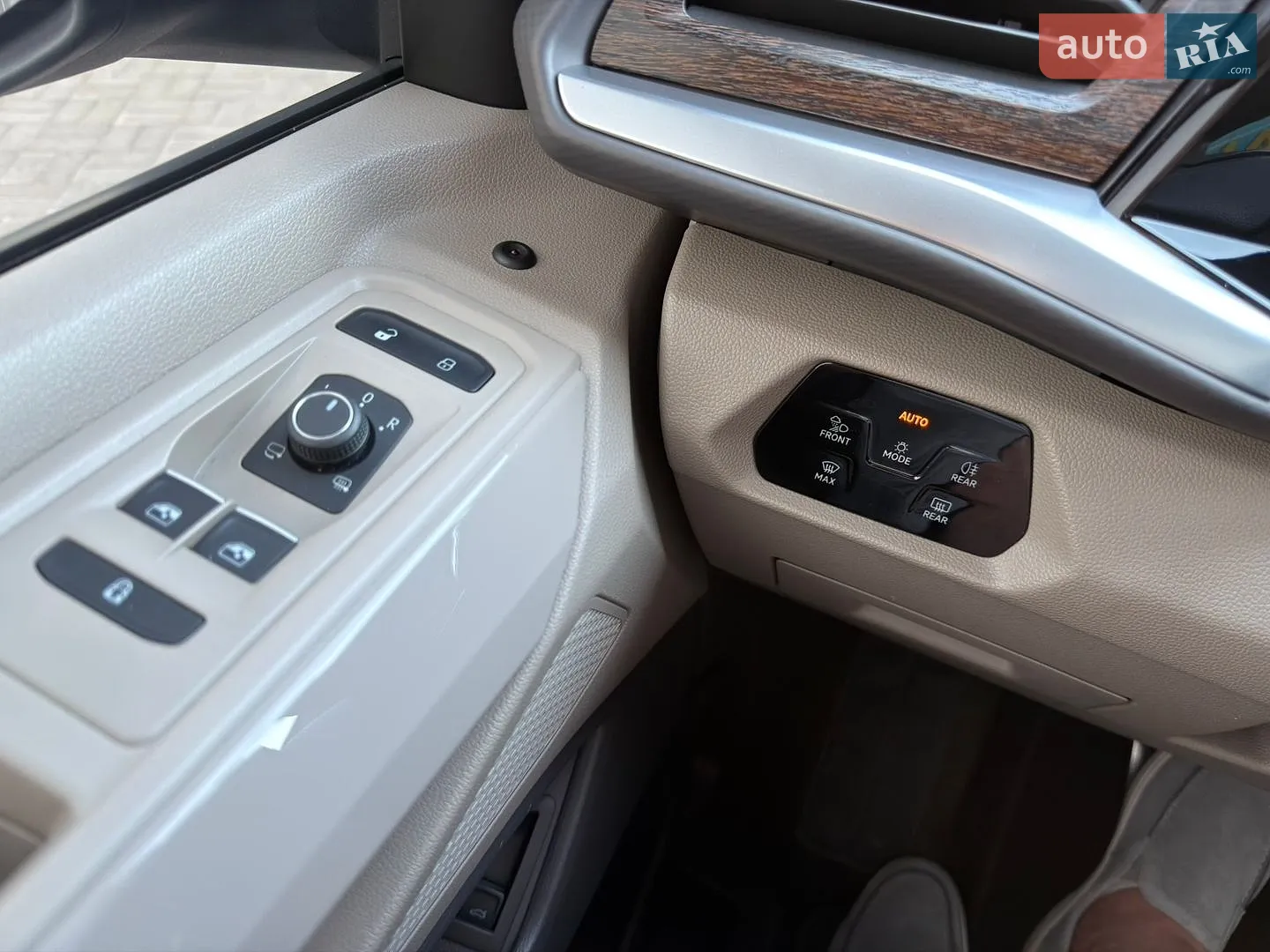 2021 Volkswagen Multivan - мініатюра 12