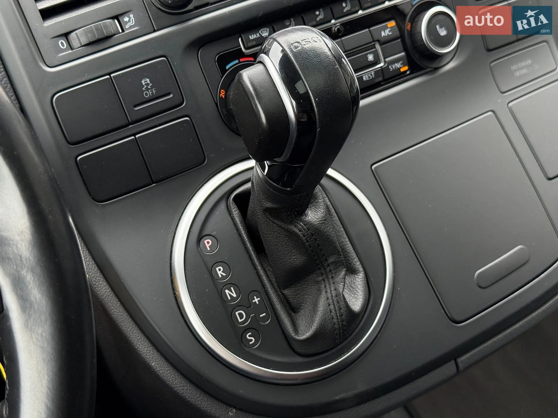 2012 Volkswagen Multivan - мініатюра 33