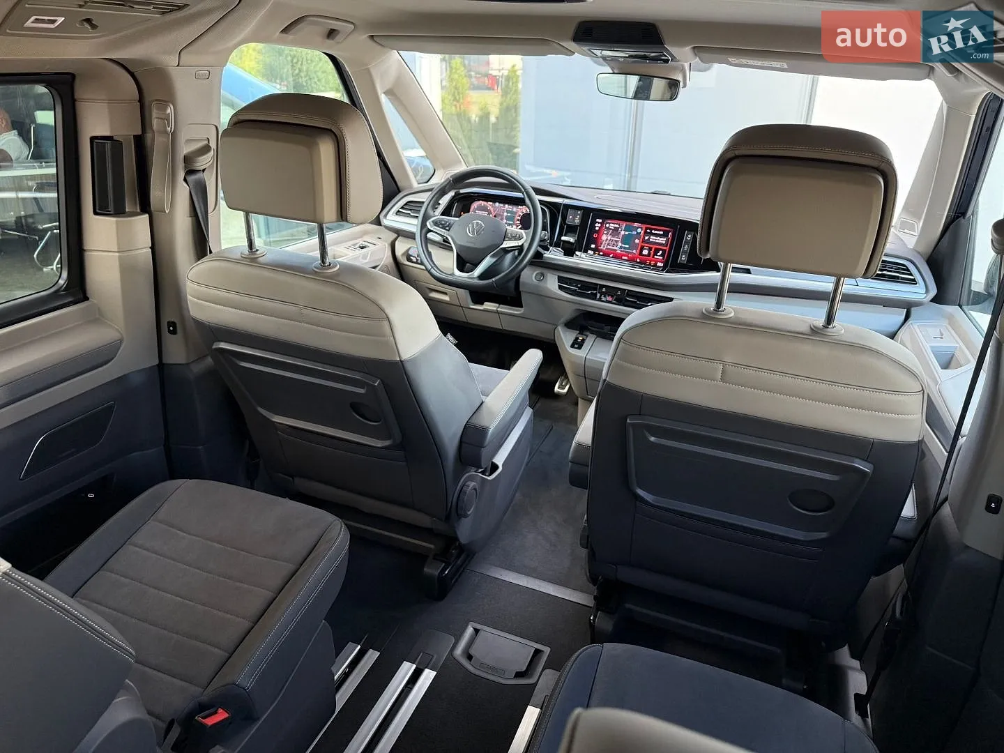 2025 Volkswagen Multivan - мініатюра 32