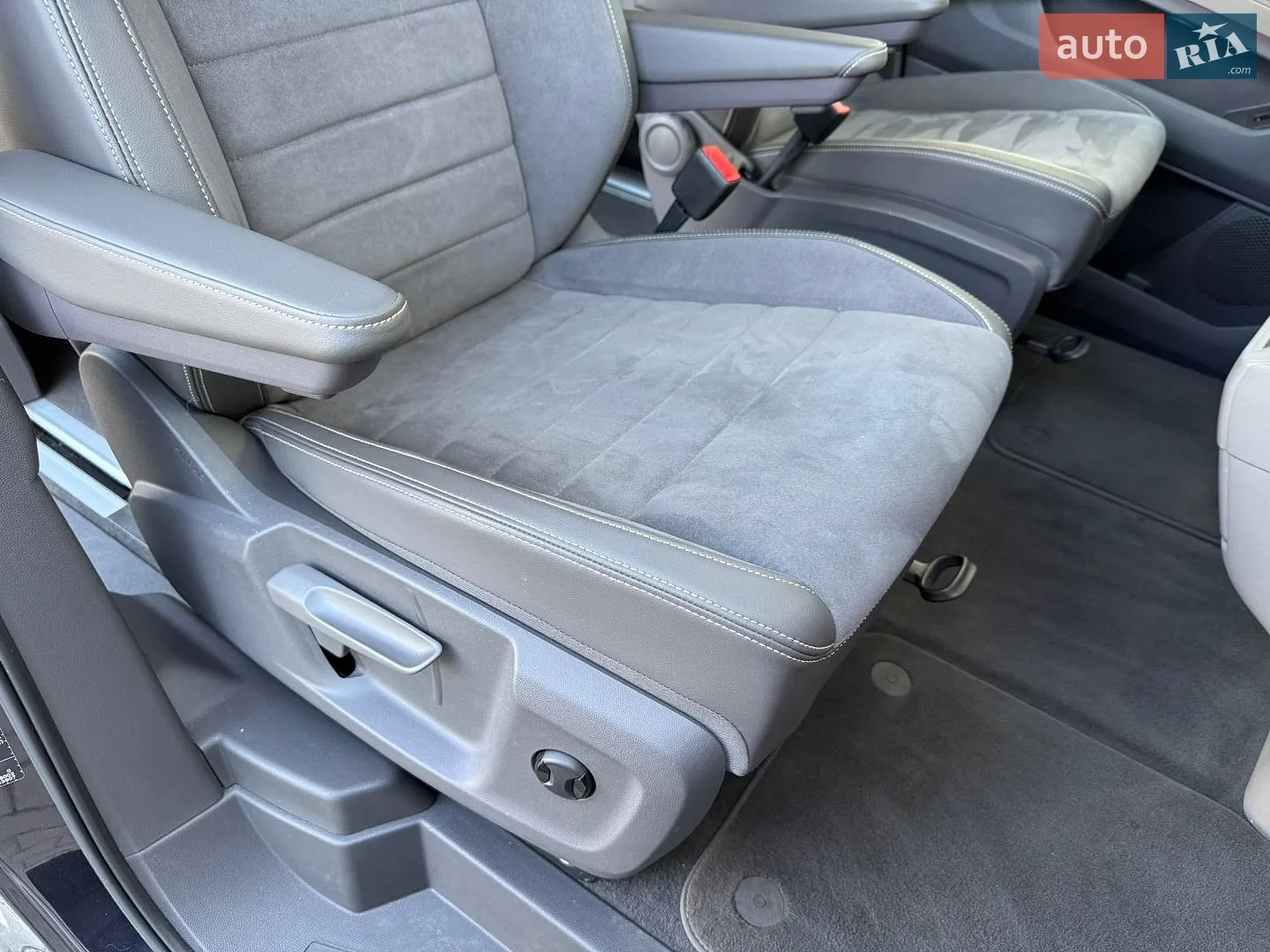 2025 Volkswagen Multivan - мініатюра 46