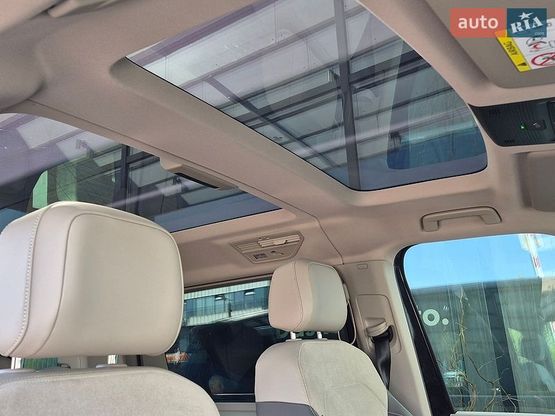 Минивэн Volkswagen Multivan 2025 в Хмельницком