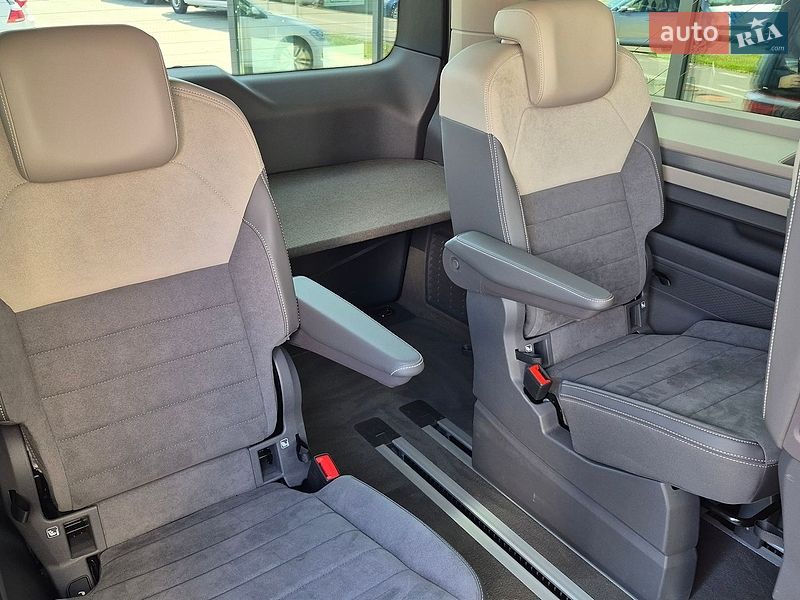 Минивэн Volkswagen Multivan 2025 в Хмельницком