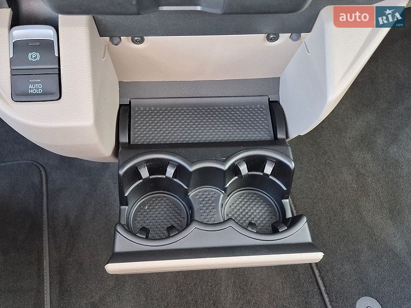 Минивэн Volkswagen Multivan 2025 в Хмельницком