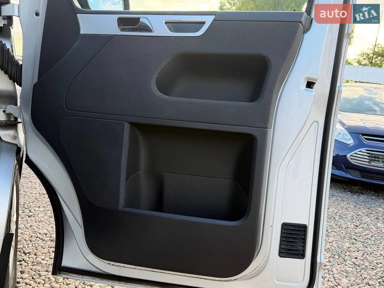 2011 Volkswagen Multivan - мініатюра 33
