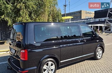 Минивэн Volkswagen Multivan 2017 в Черновцах