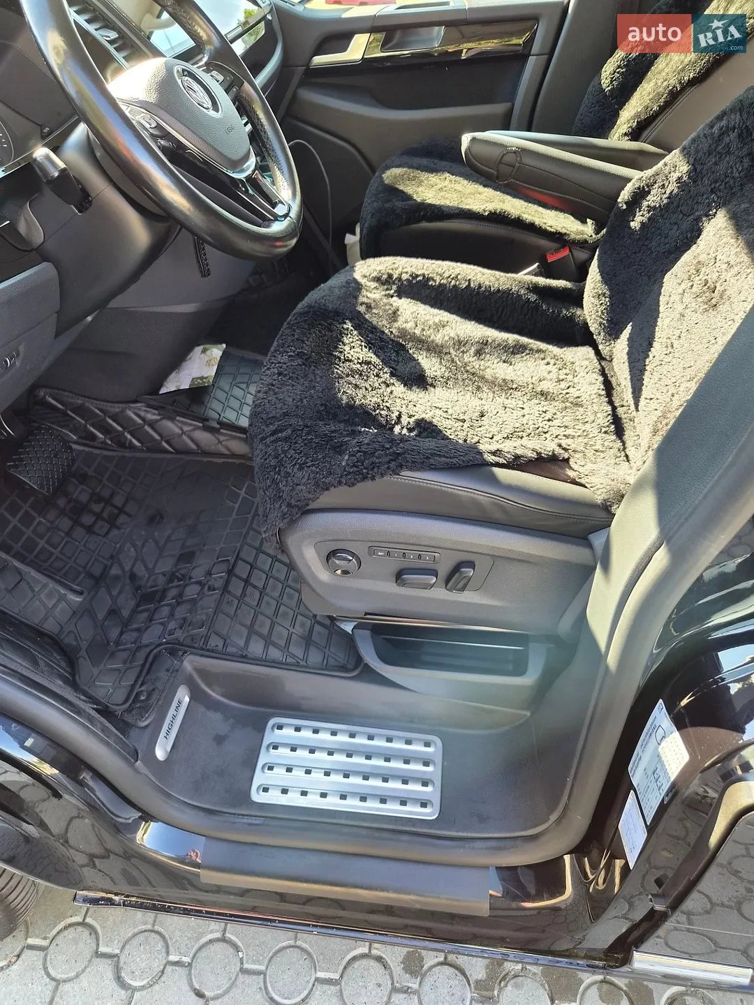 2017 Volkswagen Multivan - мініатюра 16