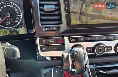 Минивэн Volkswagen Multivan 2017 в Черновцах