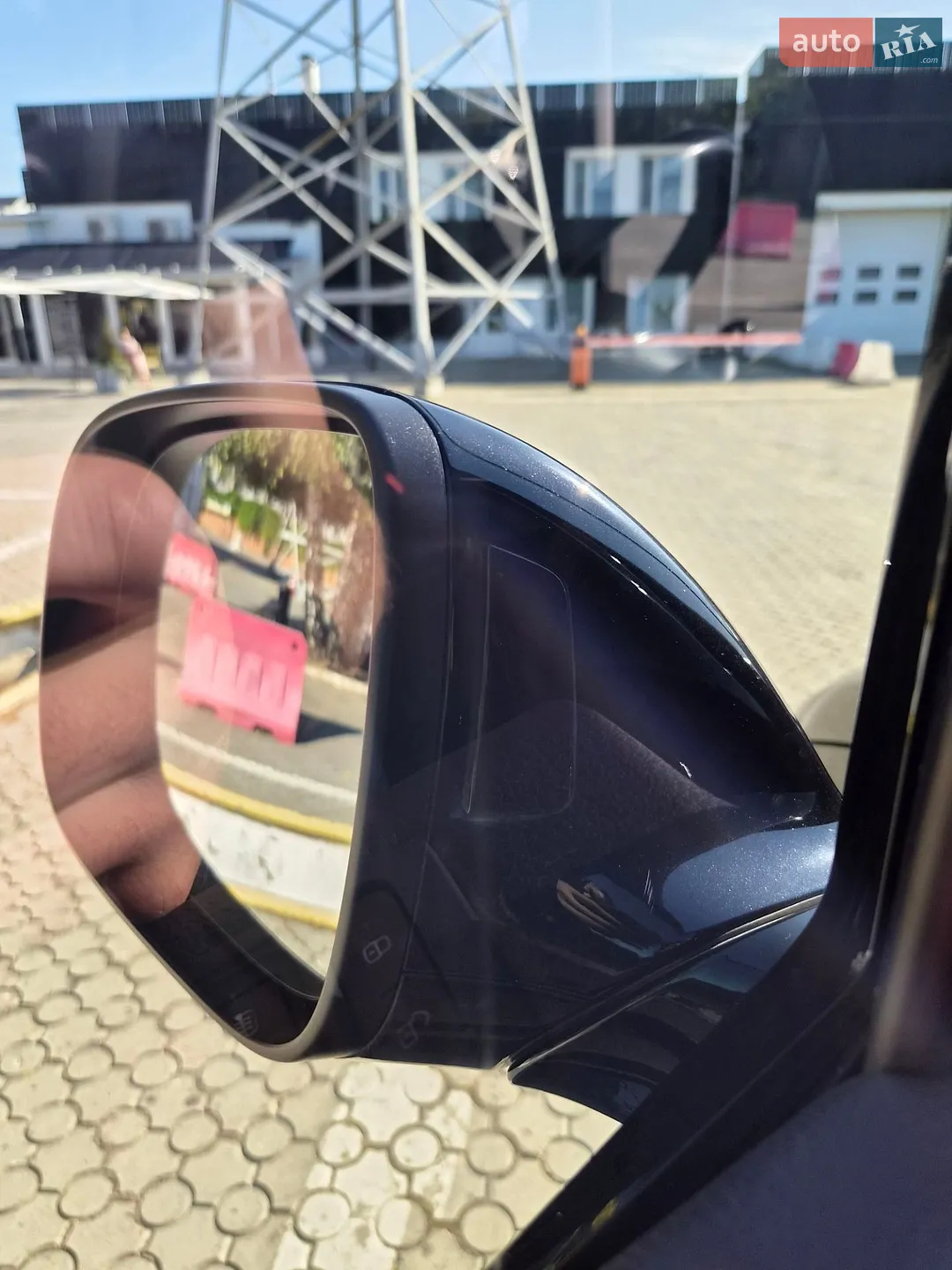 2017 Volkswagen Multivan - мініатюра 36