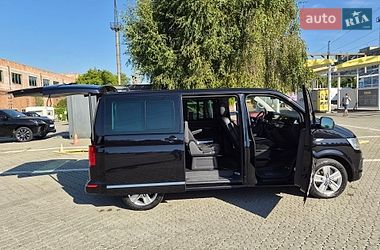 Минивэн Volkswagen Multivan 2017 в Черновцах