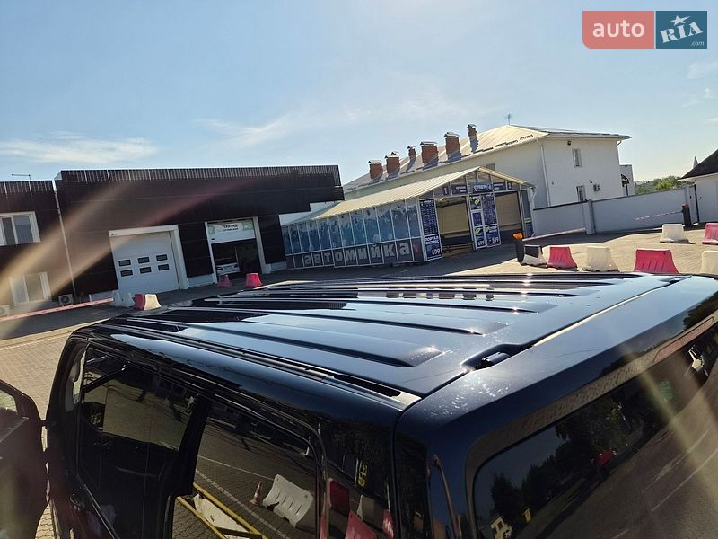 Минивэн Volkswagen Multivan 2017 в Черновцах