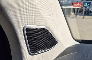 Минивэн Volkswagen Multivan 2017 в Черновцах