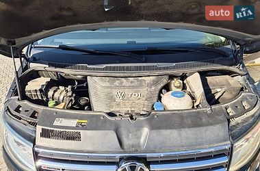 Минивэн Volkswagen Multivan 2017 в Черновцах