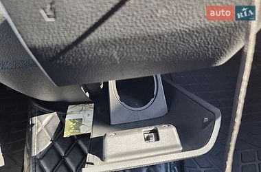 Минивэн Volkswagen Multivan 2017 в Черновцах