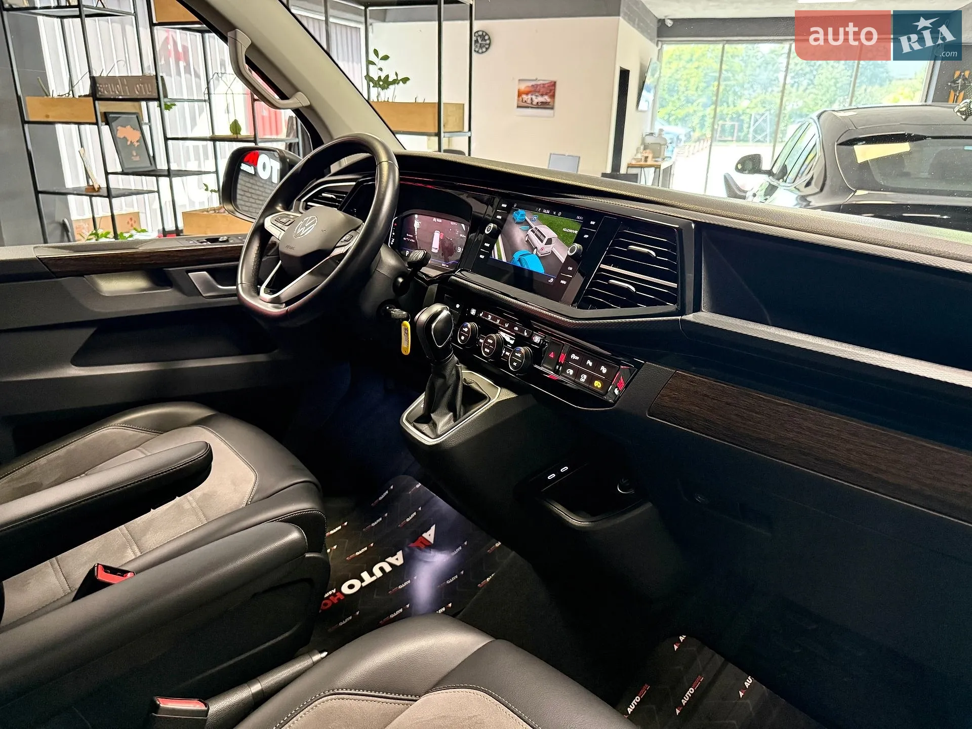 2023 Volkswagen Multivan - мініатюра 32