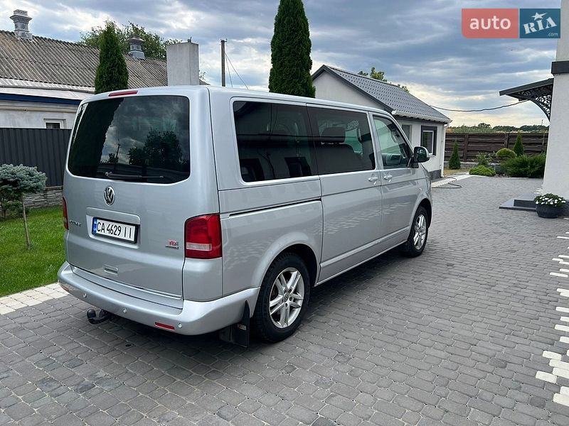Мінівен Volkswagen Multivan 2011 в Черкасах