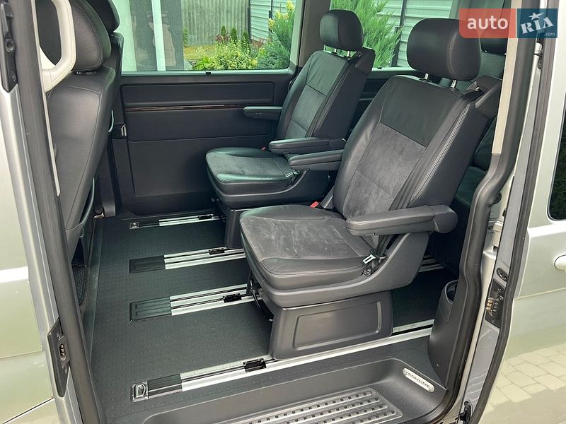 Мінівен Volkswagen Multivan 2011 в Черкасах