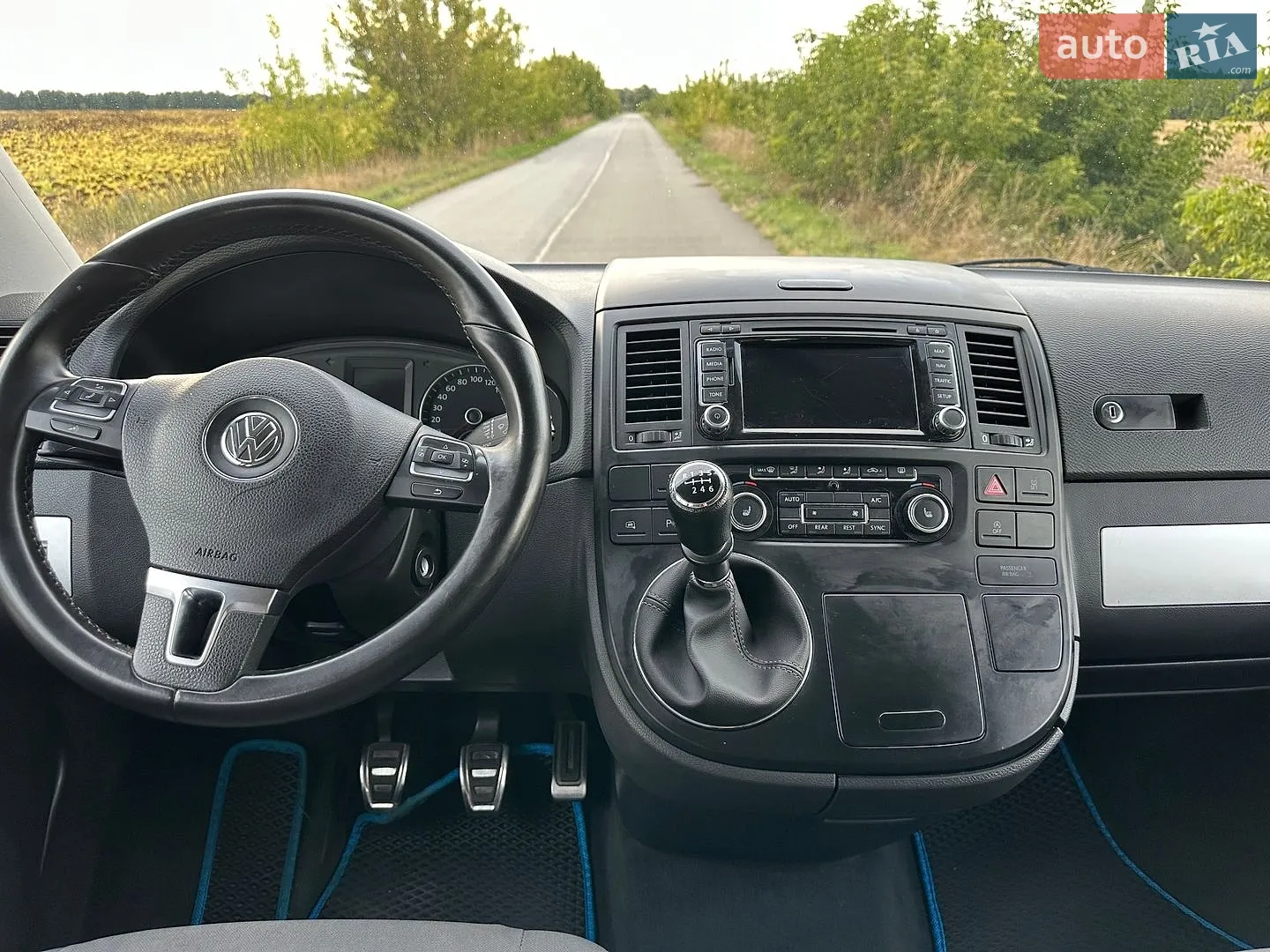 2011 Volkswagen Multivan - мініатюра 18