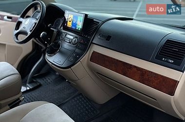 Минивэн Volkswagen Multivan 2007 в Киеве