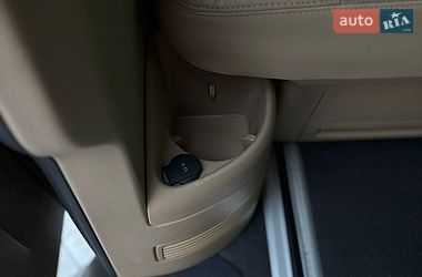 Минивэн Volkswagen Multivan 2007 в Киеве