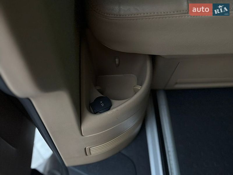 Минивэн Volkswagen Multivan 2007 в Киеве