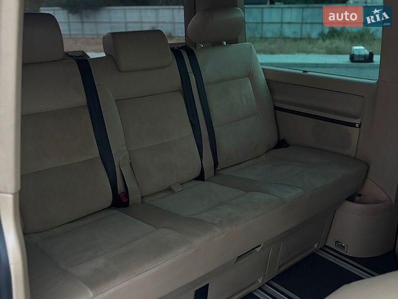 Минивэн Volkswagen Multivan 2007 в Киеве
