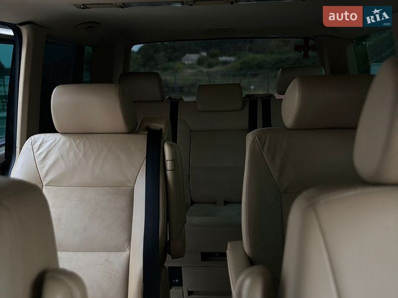 Минивэн Volkswagen Multivan 2007 в Киеве