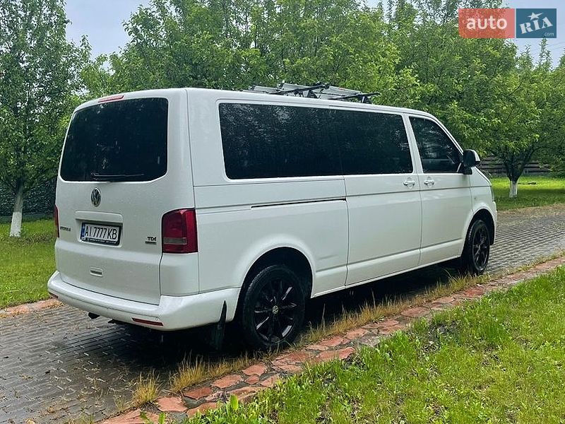 Минивэн Volkswagen Multivan 2013 в Киеве фото 2 Минивэн Volkswagen Multivan 2013 в Киеве