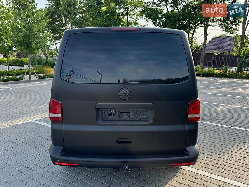 Минивэн Volkswagen Multivan 2013 в Виннице