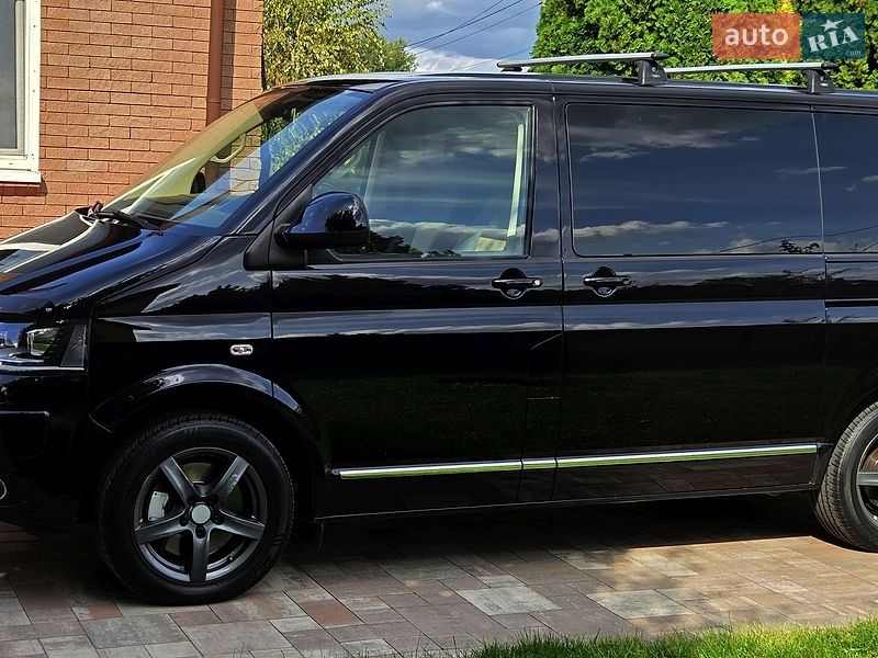 Мінівен Volkswagen Multivan 2014 в Дніпрі