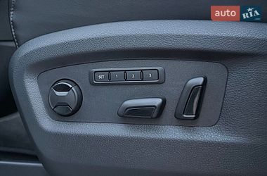 Минивэн Volkswagen Multivan 2019 в Киеве