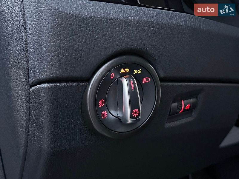 Минивэн Volkswagen Multivan 2019 в Киеве