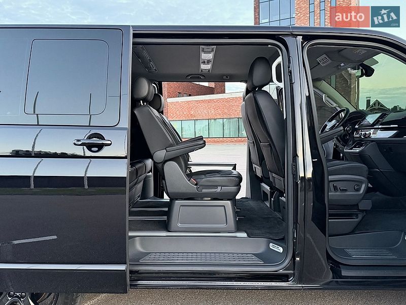 Минивэн Volkswagen Multivan 2019 в Киеве
