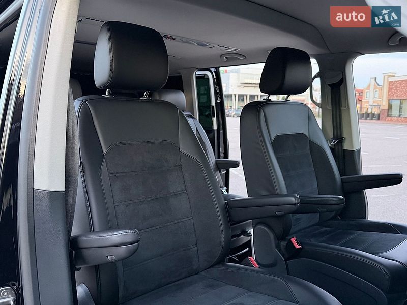Минивэн Volkswagen Multivan 2019 в Киеве
