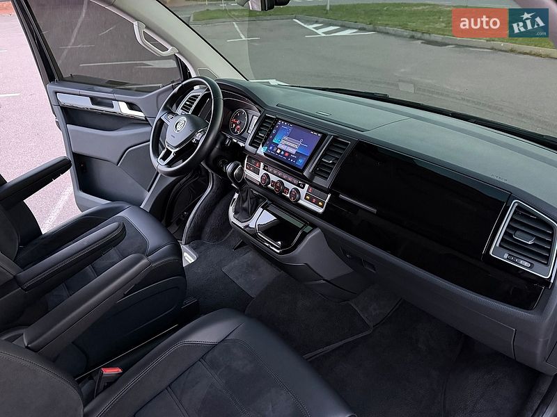 Мінівен Volkswagen Multivan 2019 в Києві