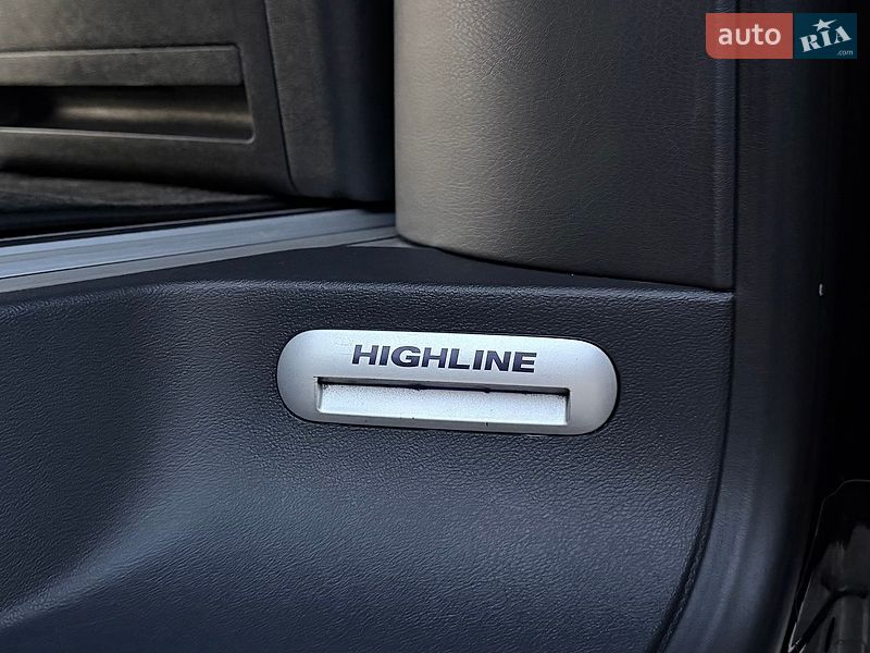 Минивэн Volkswagen Multivan 2019 в Киеве
