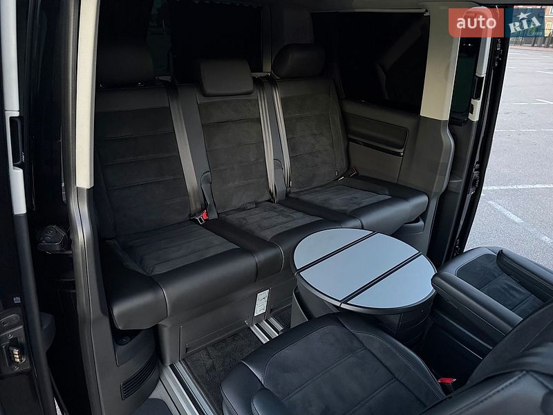 Минивэн Volkswagen Multivan 2019 в Киеве