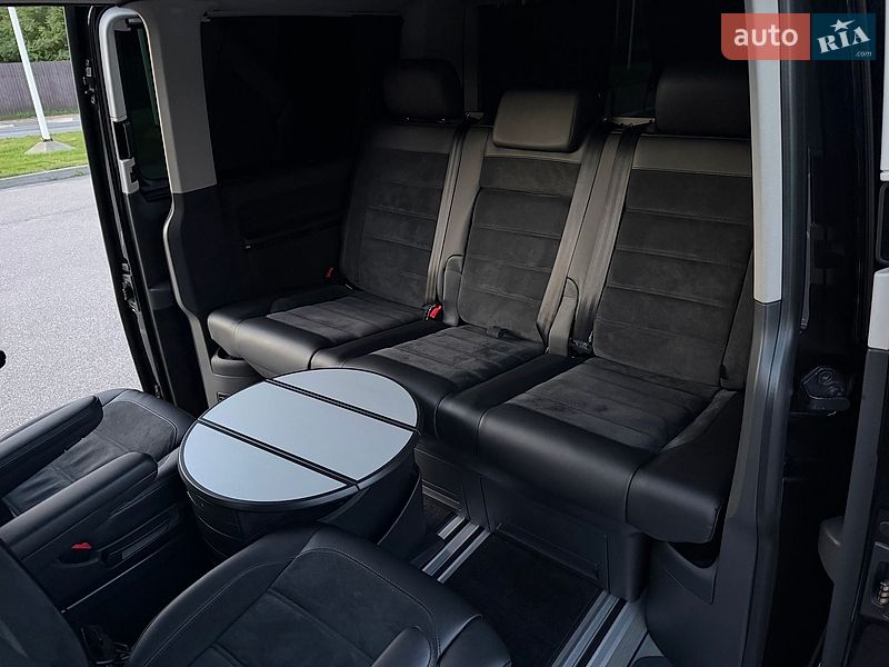 Минивэн Volkswagen Multivan 2019 в Киеве