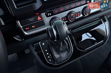 Мінівен Volkswagen Multivan 2019 в Києві