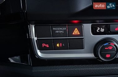 Минивэн Volkswagen Multivan 2019 в Киеве