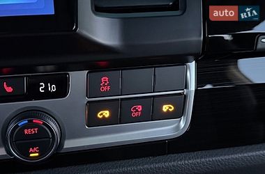 Минивэн Volkswagen Multivan 2019 в Киеве
