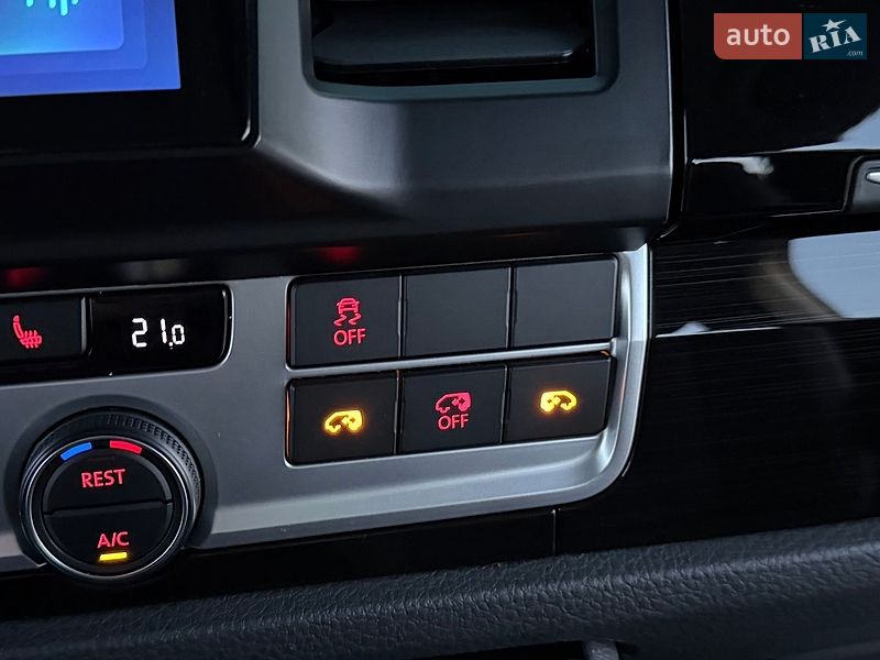 Минивэн Volkswagen Multivan 2019 в Киеве