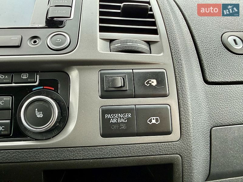 Минивэн Volkswagen Multivan 2013 в Киеве