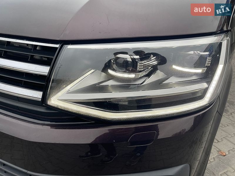 Минивэн Volkswagen Multivan 2016 в Луцке